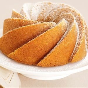 Nordic Ware Nonstick Heritage Bundt Pan